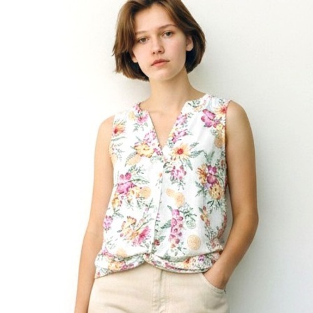 Pink Rose Vintage Blouse Womens Small White Floral Citrus Excellent Twist Front